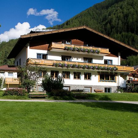 Ferienhaus Alpina Kals-am Großglockner Kültér fotó
